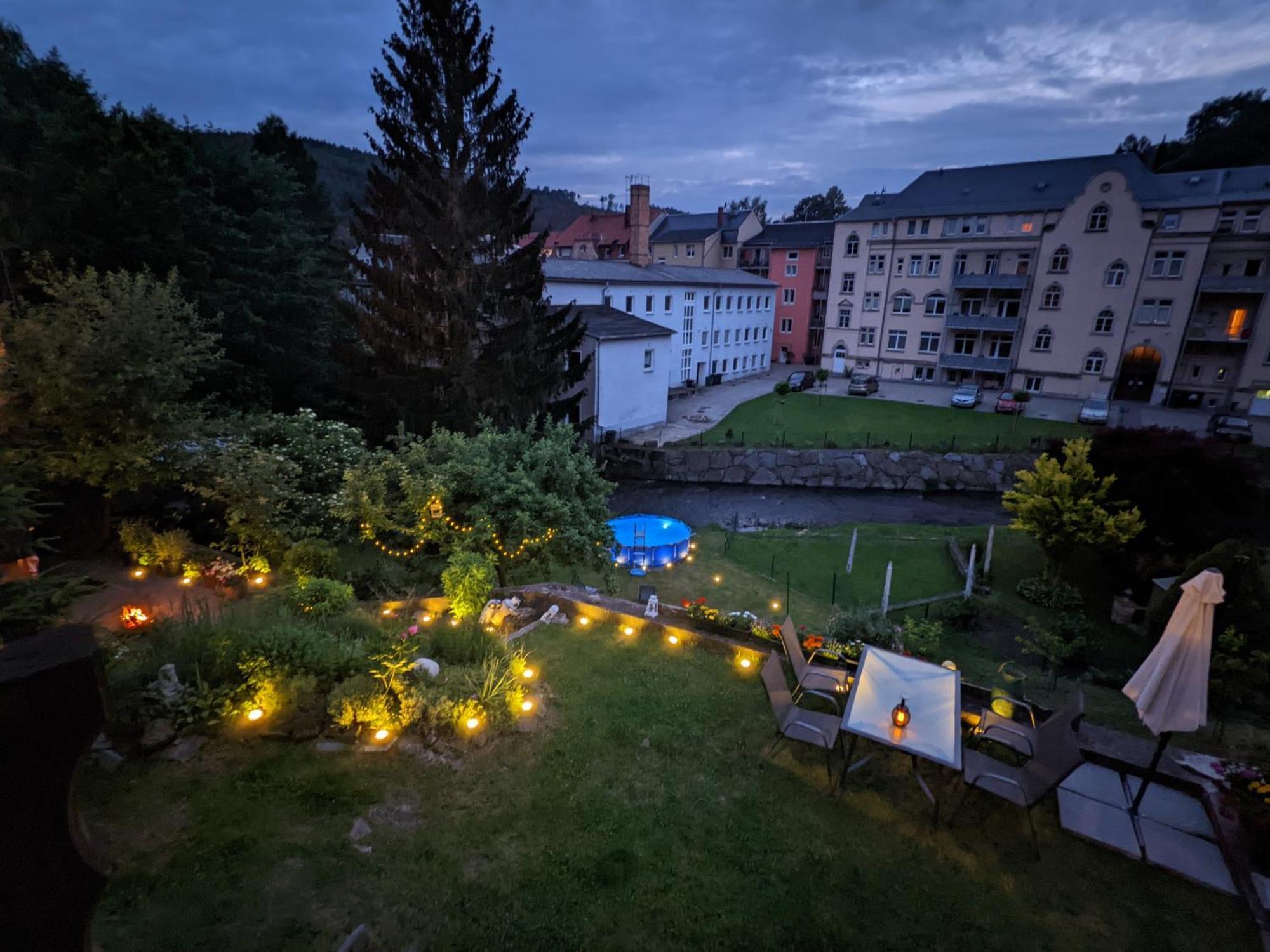 F4 - Urlaubsmagie - Grosse Wohnung Fuer Bis Zu 10 Personen Sebnitz Exterior photo