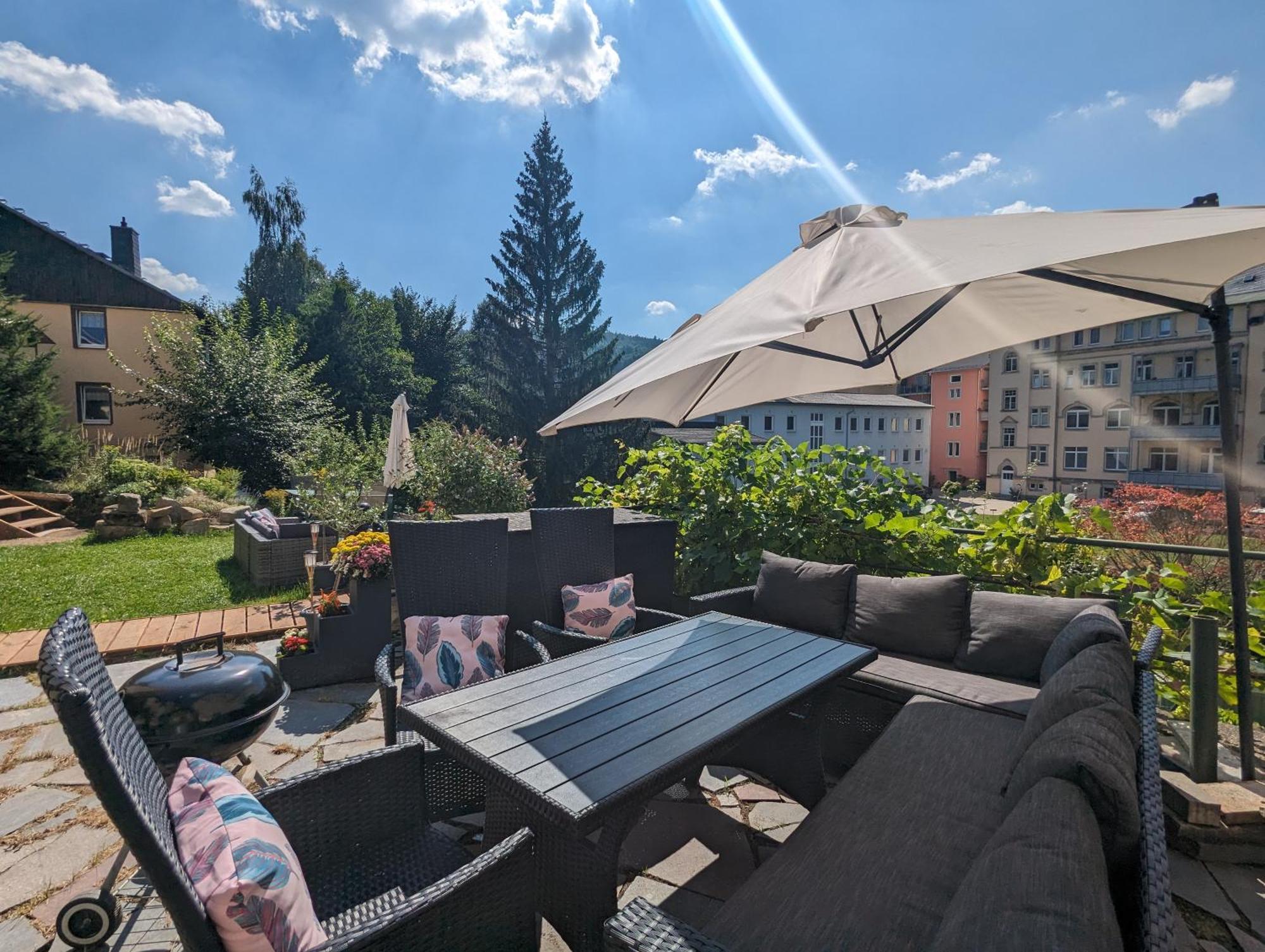 F4 - Urlaubsmagie - Grosse Wohnung Fuer Bis Zu 10 Personen Sebnitz Exterior photo