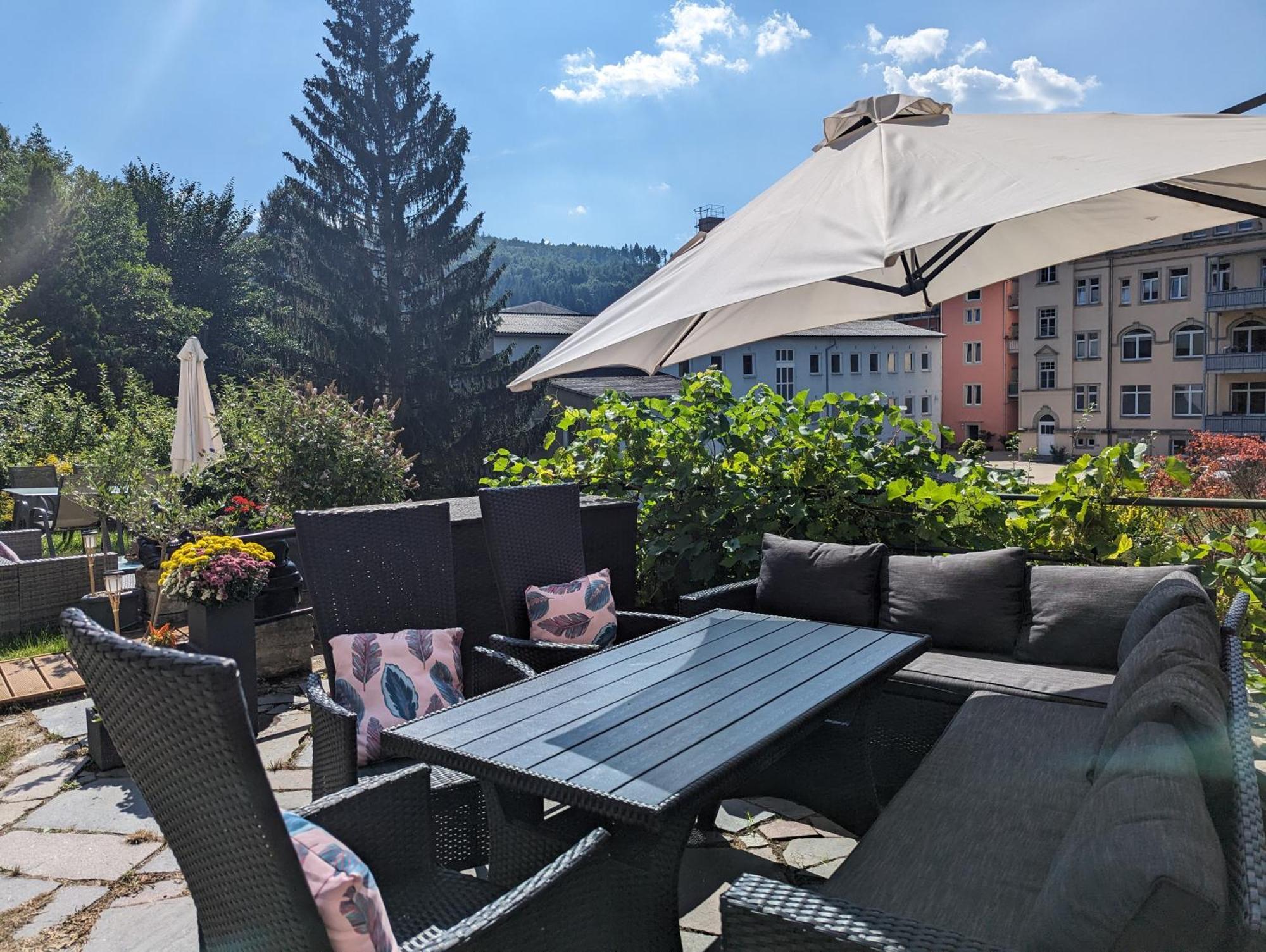 F4 - Urlaubsmagie - Grosse Wohnung Fuer Bis Zu 10 Personen Sebnitz Exterior photo
