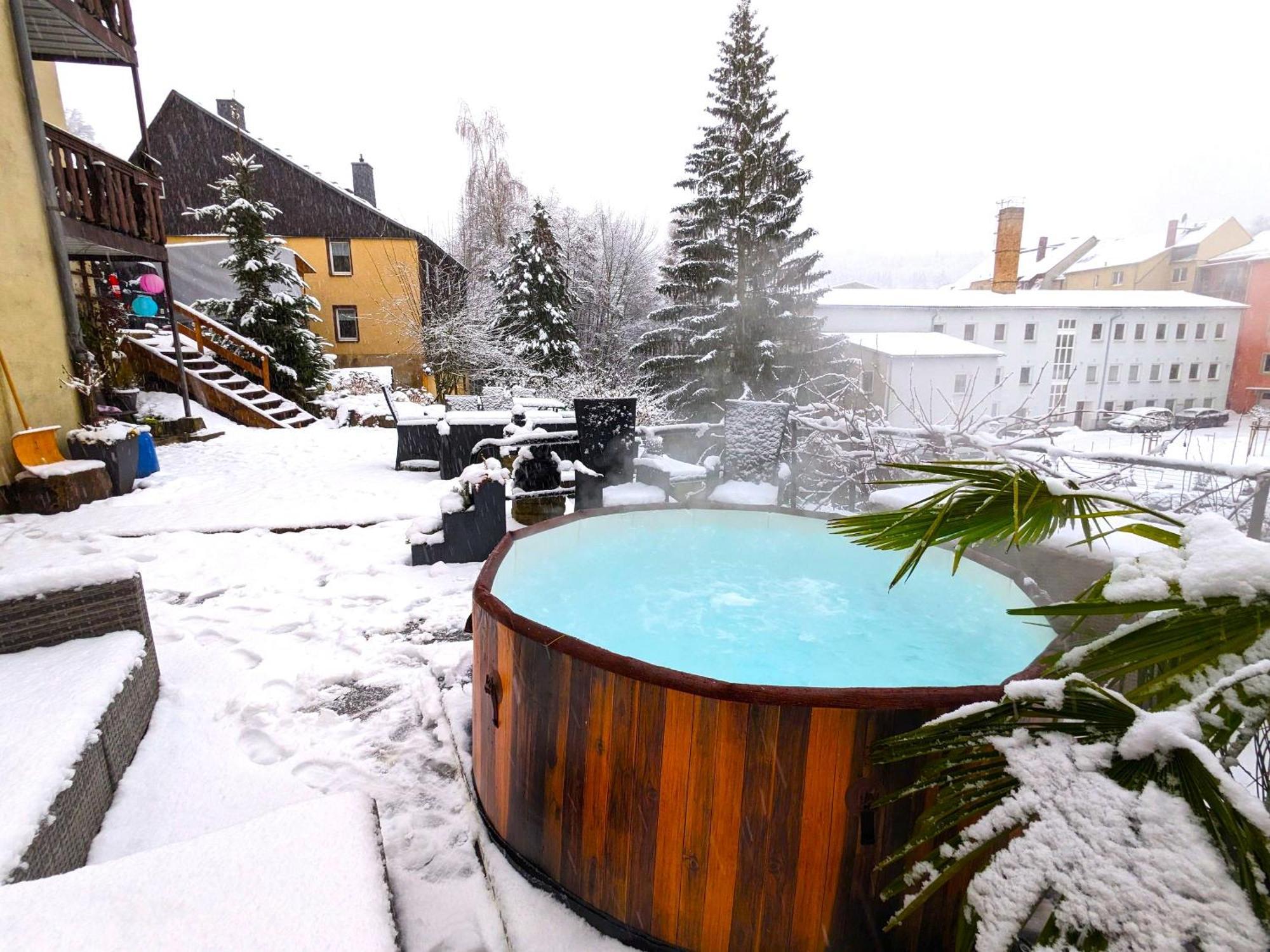 F4 - Urlaubsmagie - Grosse Wohnung Fuer Bis Zu 10 Personen Sebnitz Exterior photo