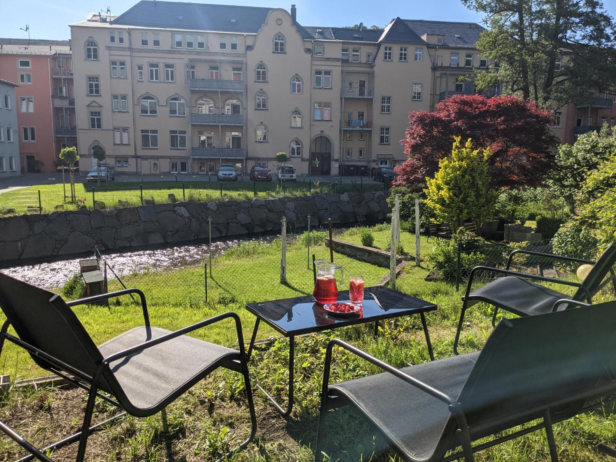 F4 - Urlaubsmagie - Grosse Wohnung Fuer Bis Zu 10 Personen Sebnitz Exterior photo