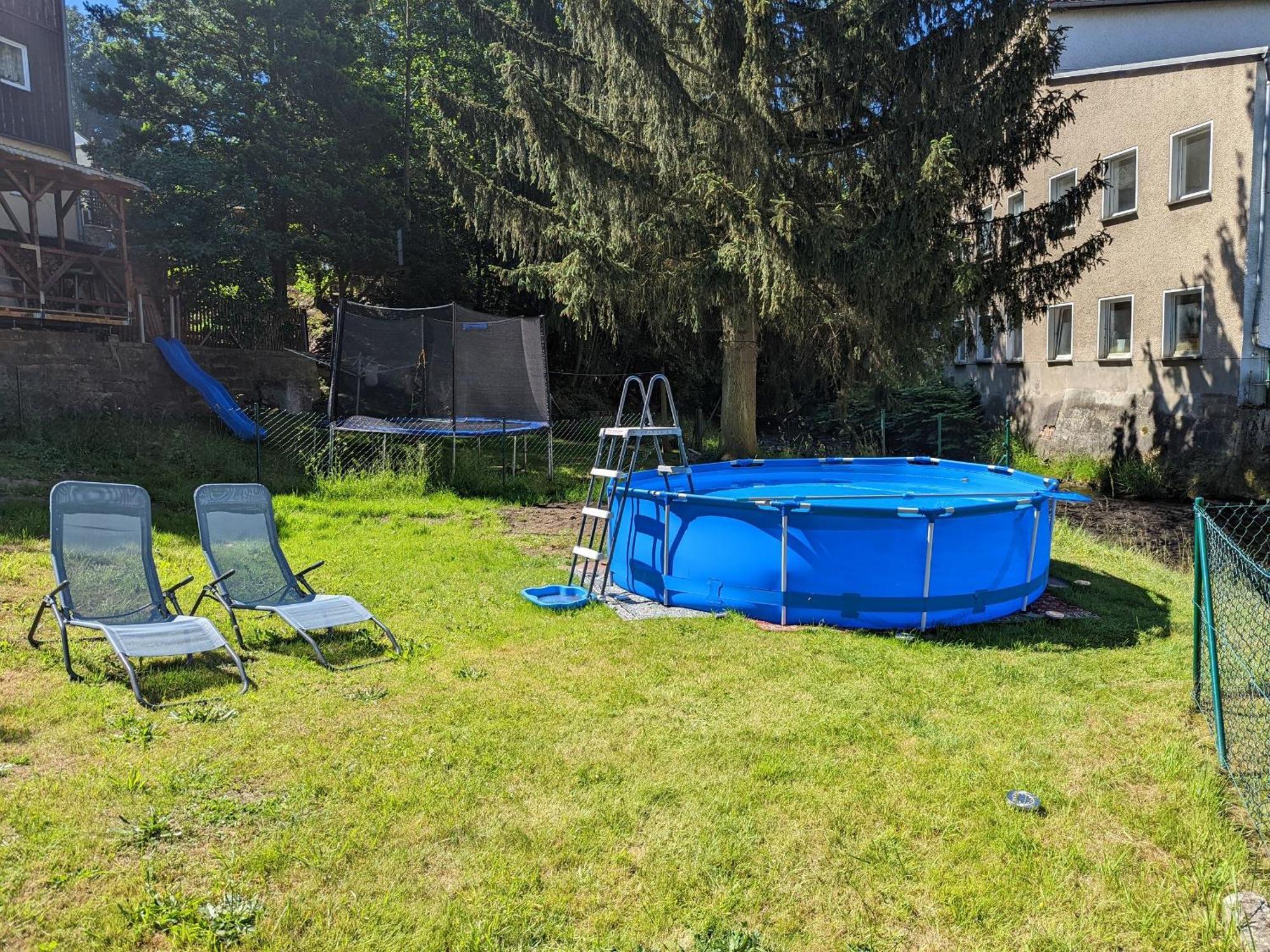 F4 - Urlaubsmagie - Grosse Wohnung Fuer Bis Zu 10 Personen Sebnitz Exterior photo