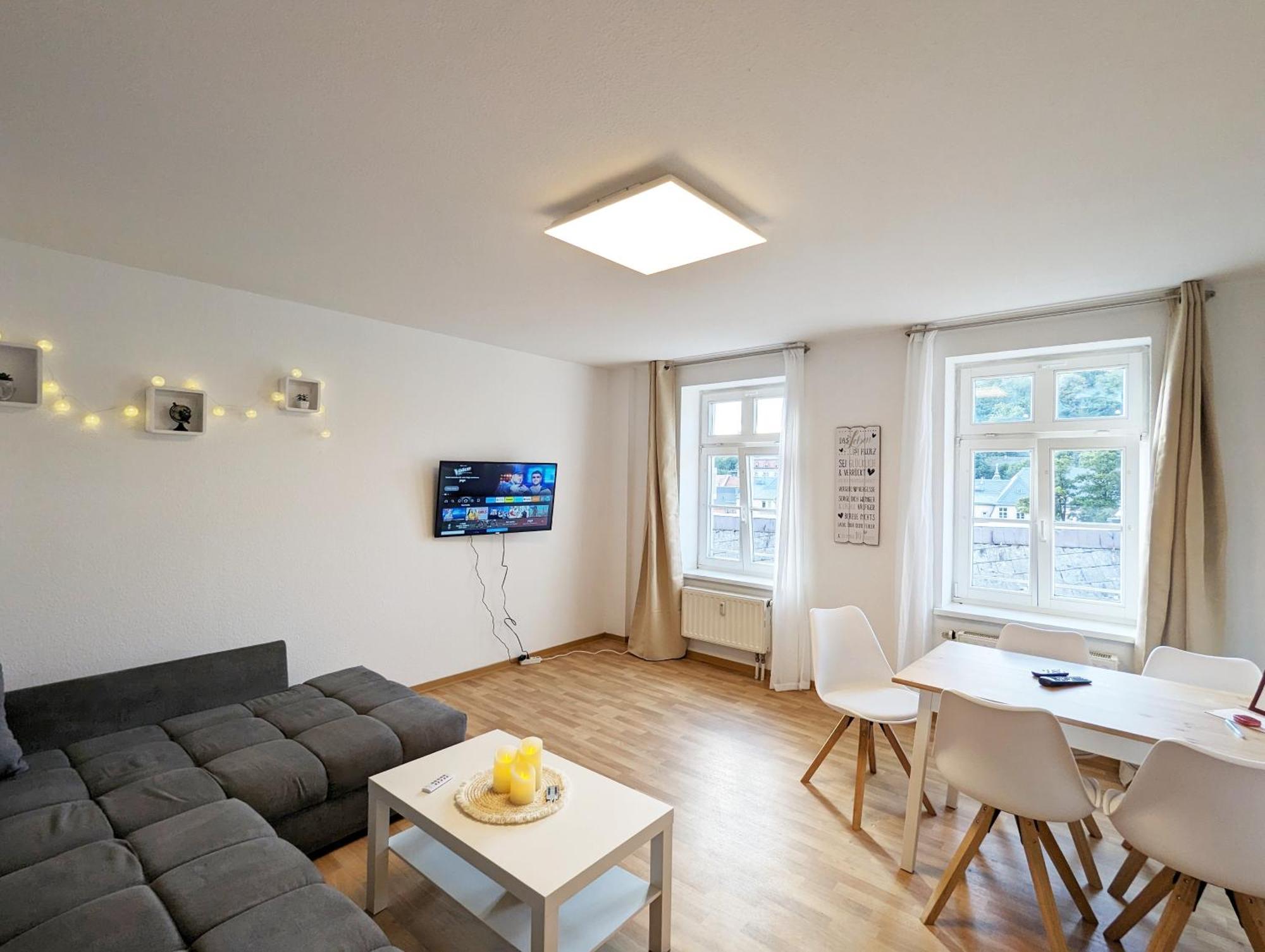 F4 - Urlaubsmagie - Grosse Wohnung Fuer Bis Zu 10 Personen Sebnitz Exterior photo