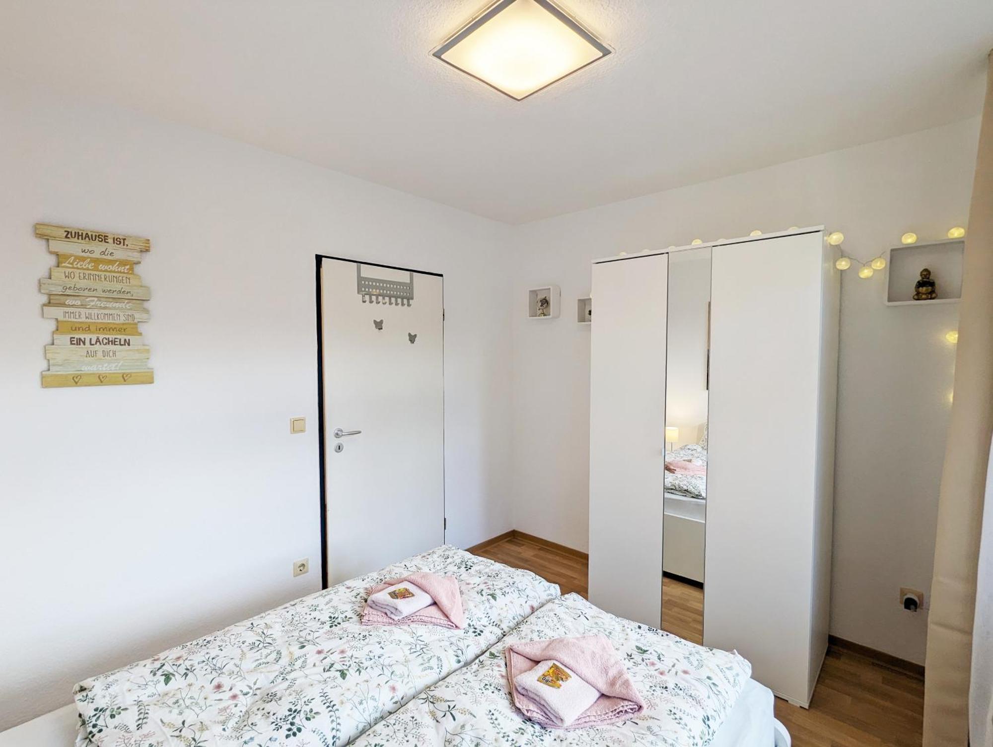 F4 - Urlaubsmagie - Grosse Wohnung Fuer Bis Zu 10 Personen Sebnitz Exterior photo